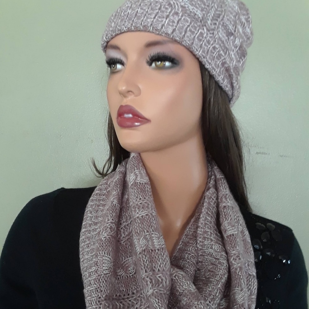 Pink Marble Cable Knit Hat Scarf Set